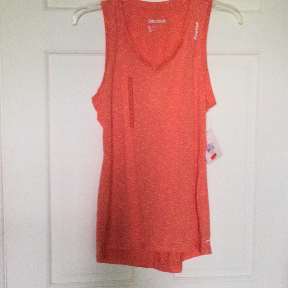 Reebok sleeveless top